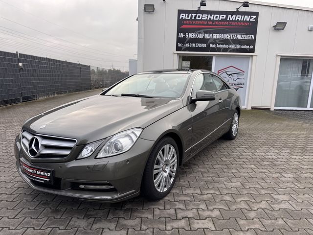 Mercedes-Benz E 200 CGI BlueEfficiency **1.Hand* Top-Gepflegt*