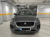 Jaguar E-Pace P250 R-DYNAMIC HSE AWD, MwST - Jaguar E-PACE HSE mit Benzin-Antrieb