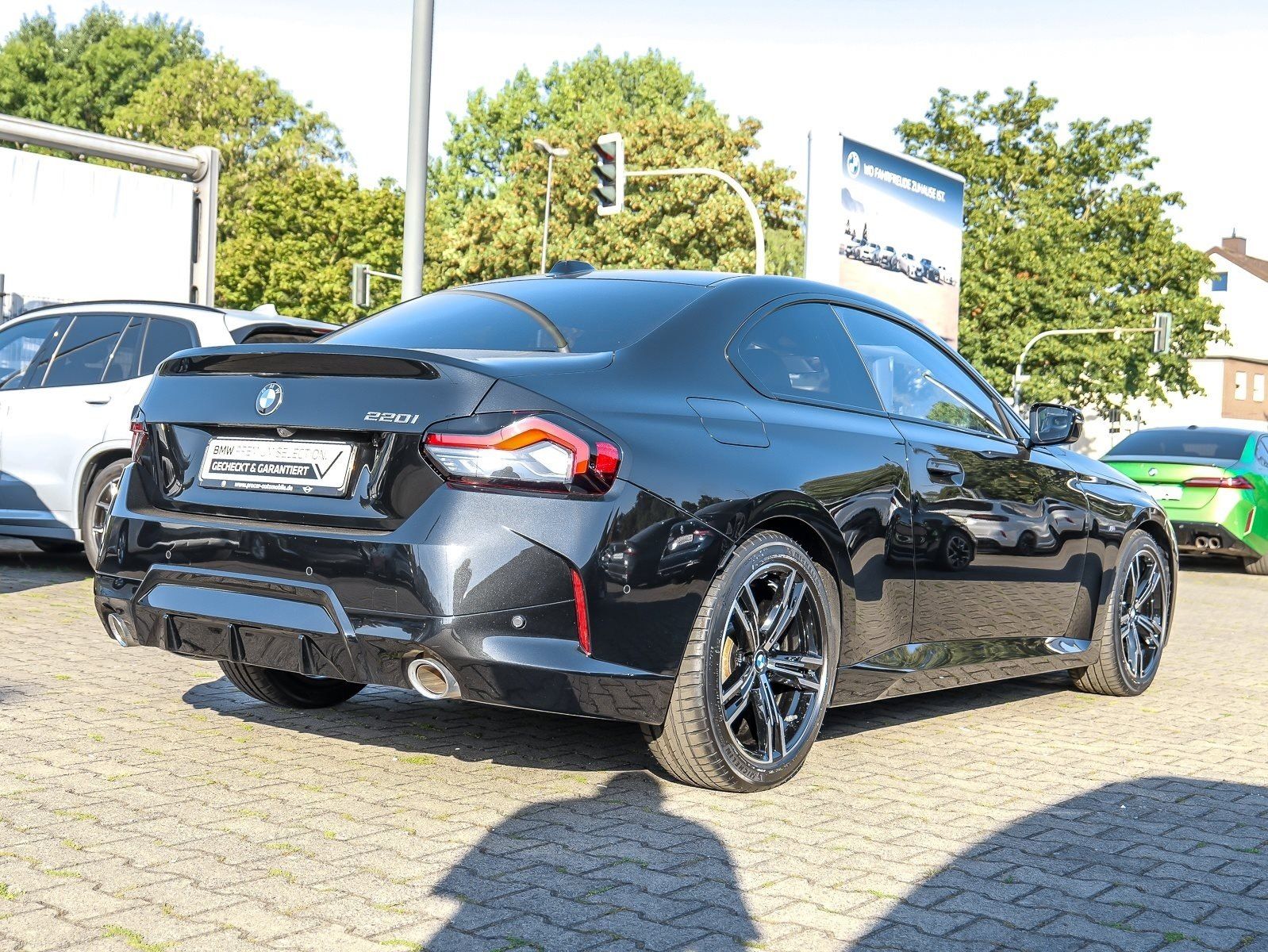 BMW 220 - Bild 2