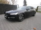 Volvo V90 Plus Dark B4 *AHK*Standheizung*Pano-Dach* - Volvo V90 aus 2023