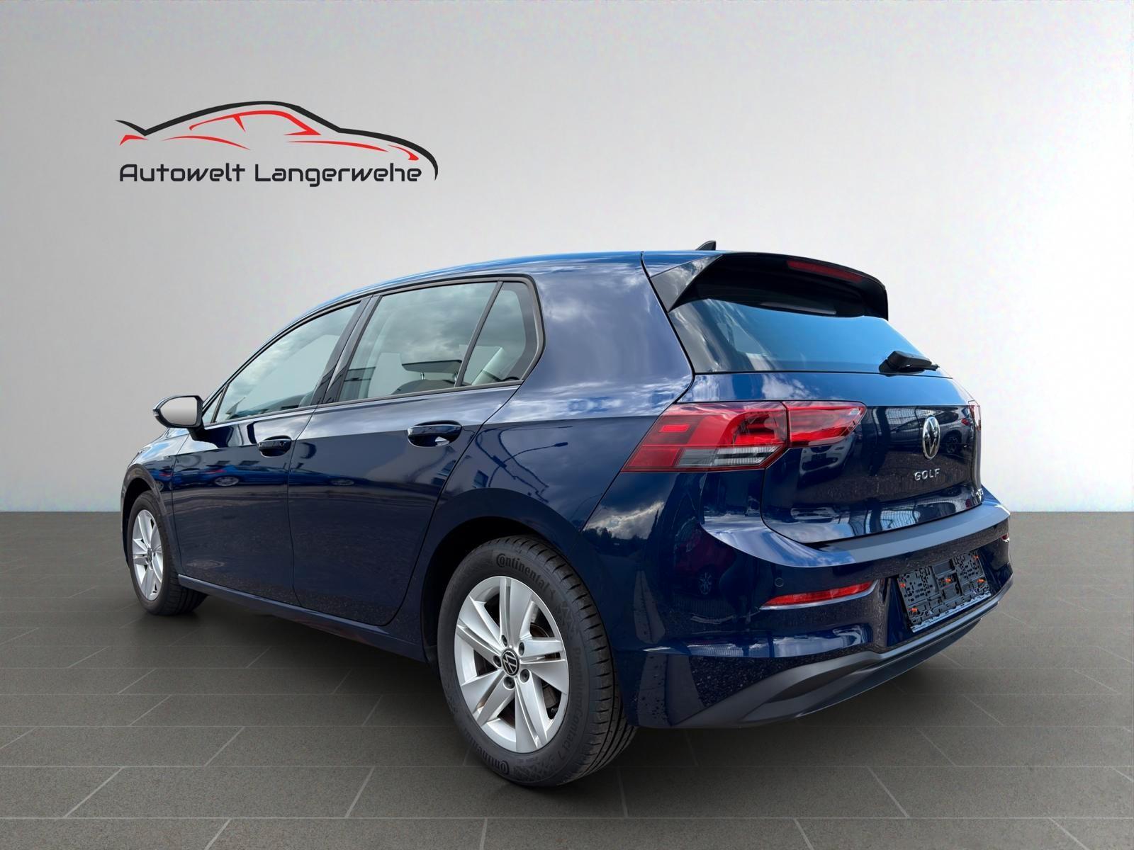 Volkswagen Golf VIII Lim.Life eTSI*AHK*8-Fach*Apple*PDC*SHZ, миниатюра 5