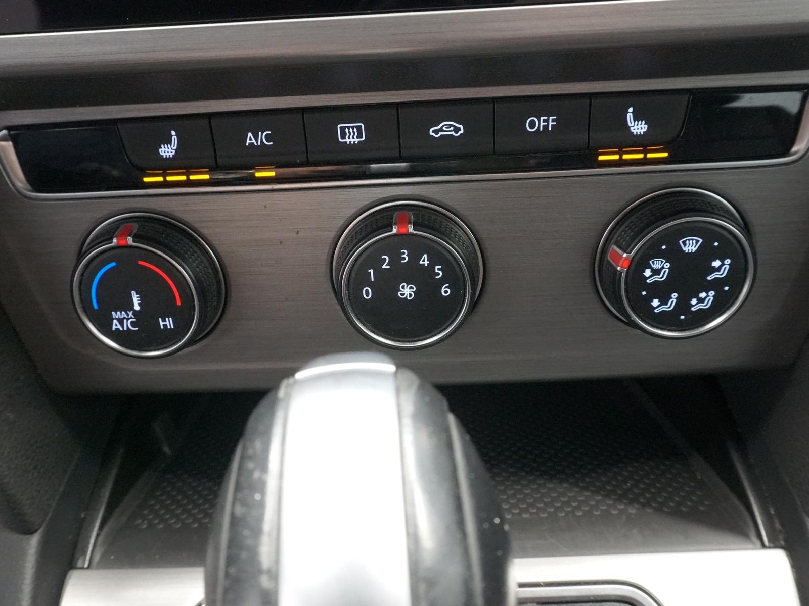 Volkswagen Passat 2.0 TDI*LED*AHK*NAVI*Tempomat, миниатюра 13