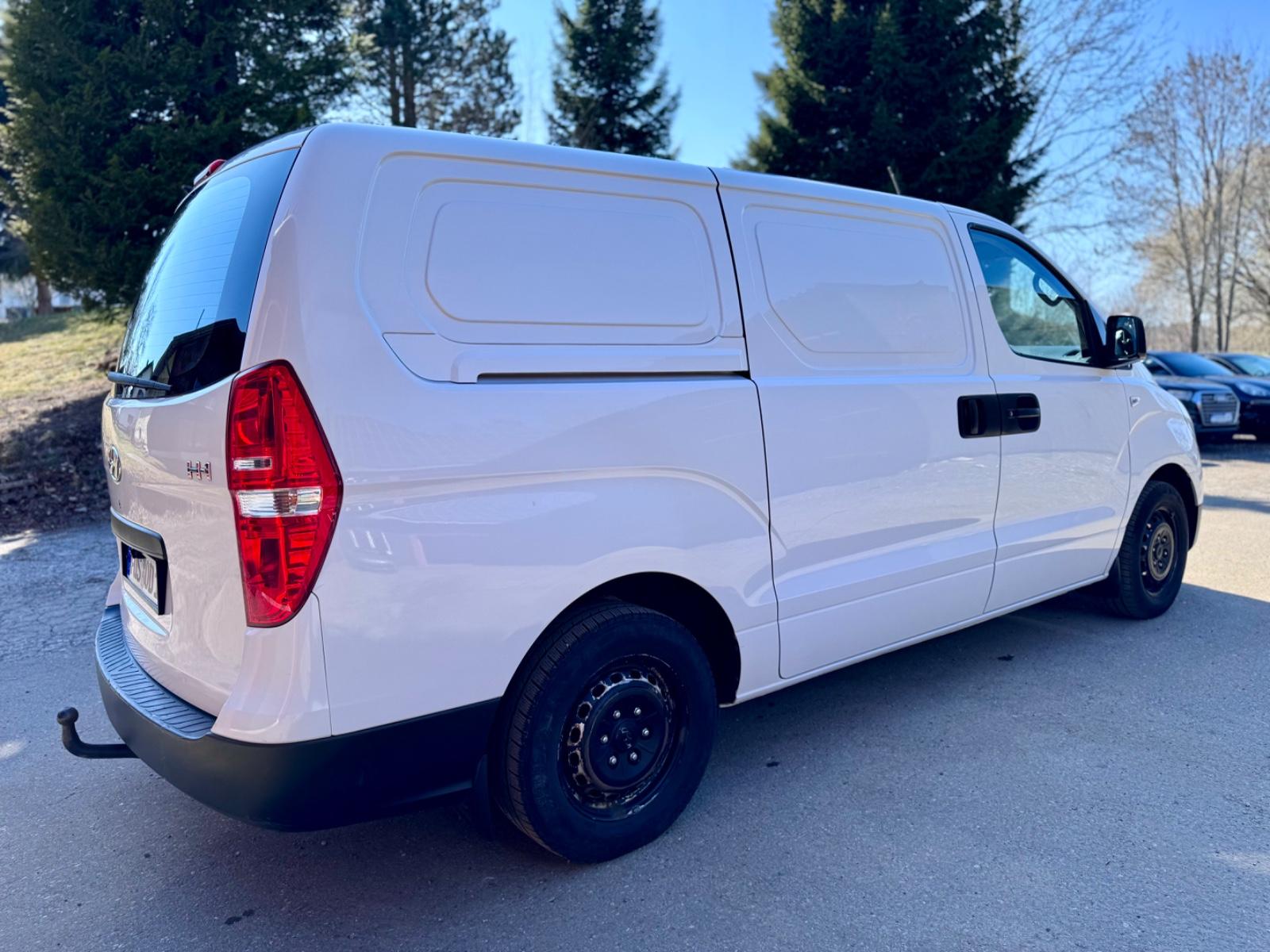 Hyundai H-1Kasten AHK 3xSitz 2xSchiebetür Mehrwertsteuer