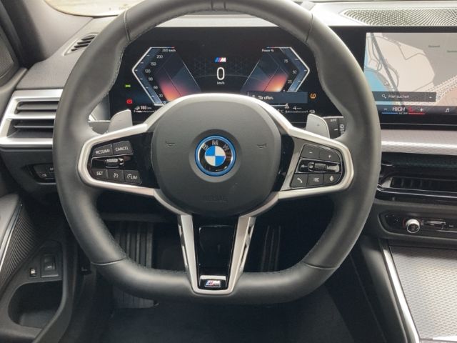 BMW 330 - Bild 9