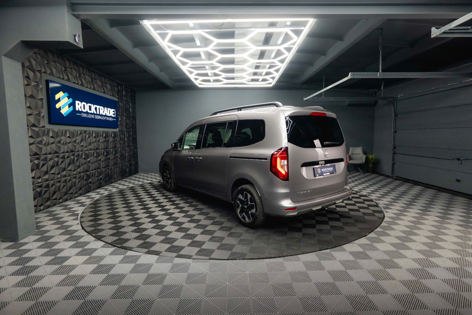 Fahrzeugabbildung Nissan Townstar Kombi L2 Tekna 7 Sitze *LED*Kamera*Navi