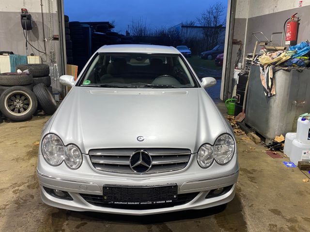 Mercedes-Benz Coupe CLK 220 CDI/Elegance Facelift/Automatik/