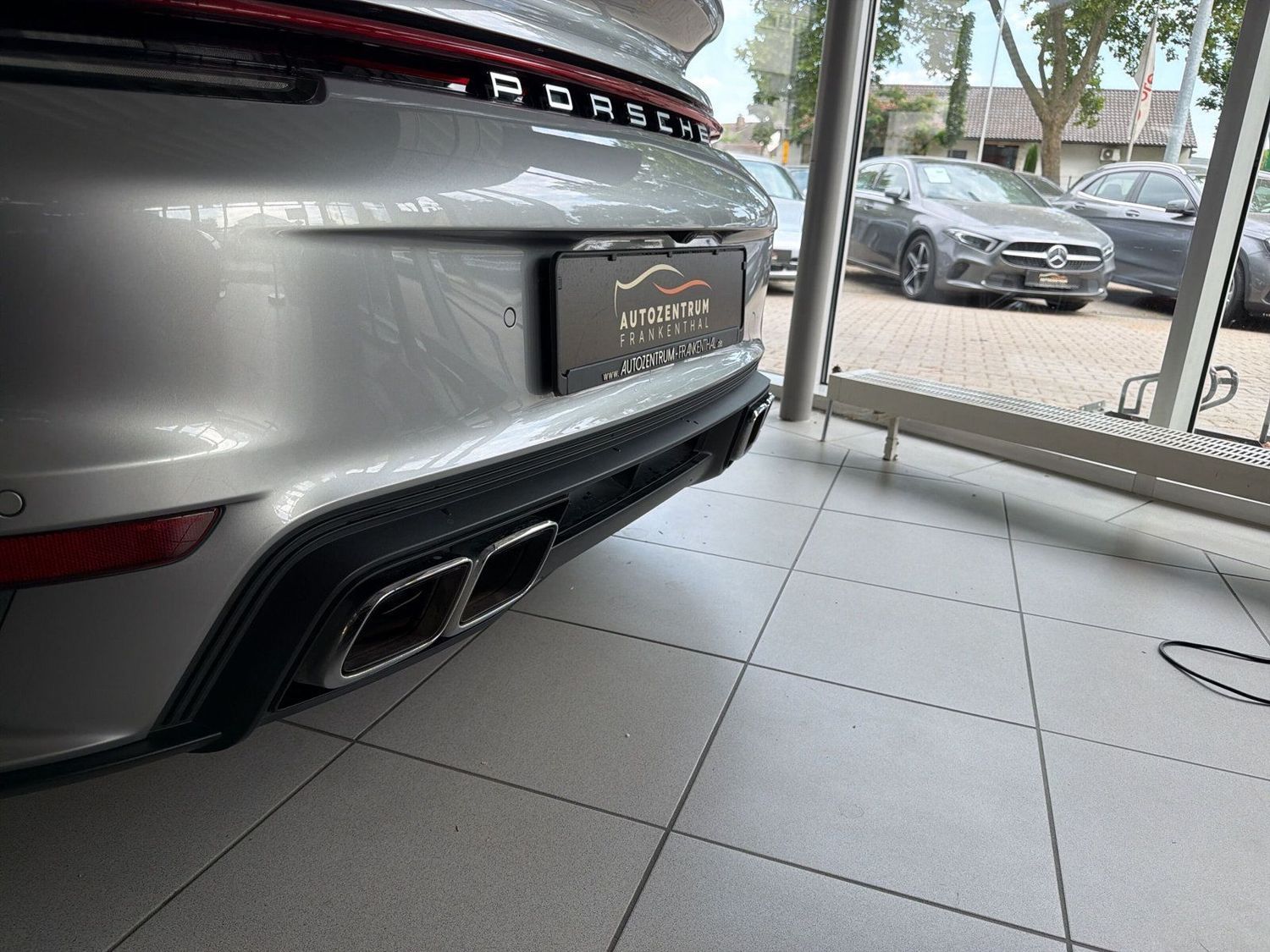 Porsche 992 Turbo Cabriolet BOSE PASM 360 APPROVED 5 27 foto 17