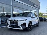 BMW iX xDrive50 Sportpak.AHK°LASER°PANO°22"-Massage - gebrauchte BMW iX aus dem Jahr 2023