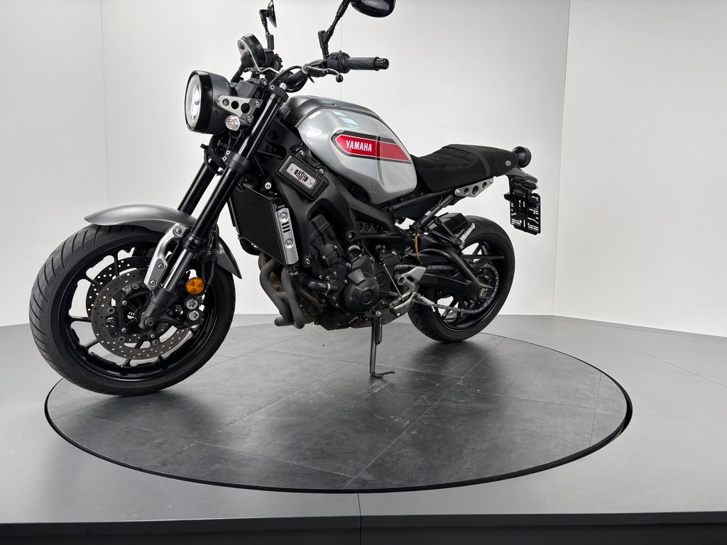 Fahrzeugabbildung Yamaha XSR 900 *TOP-ZUSTAND *SERVICE NEU