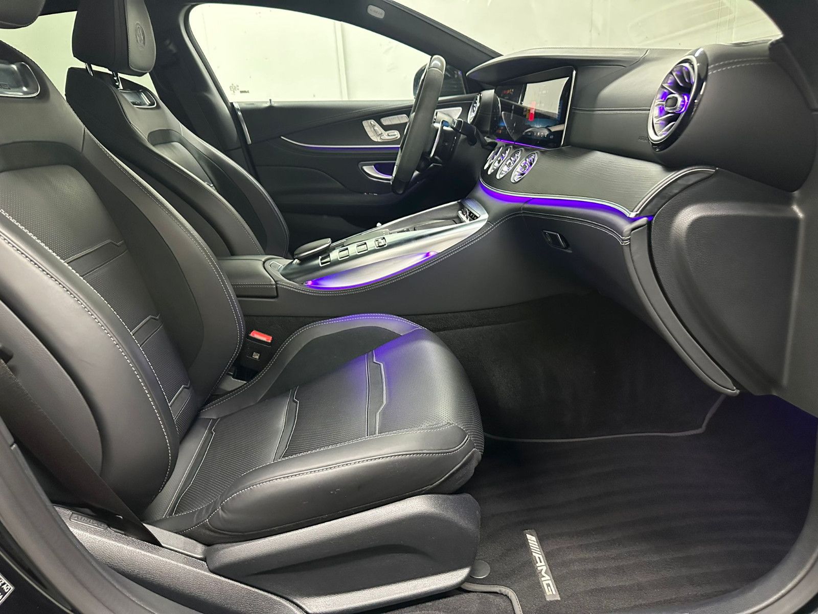 Fahrzeugabbildung Mercedes-Benz GT 63  S E Performance *PANO*AERODYNAMIK*CARBON*