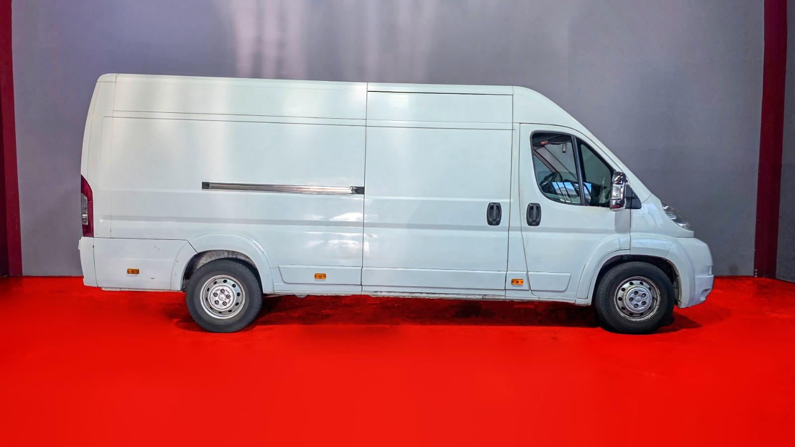 Citroën 35 L4H2 HDi 120 Heavy AHK KAMERA BT CD 2HD