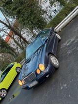 Mercedes-Benz Mercedes E200 Elegance!! 2.Hand! - Mercedes-Benz E 200 in Saarbrücken