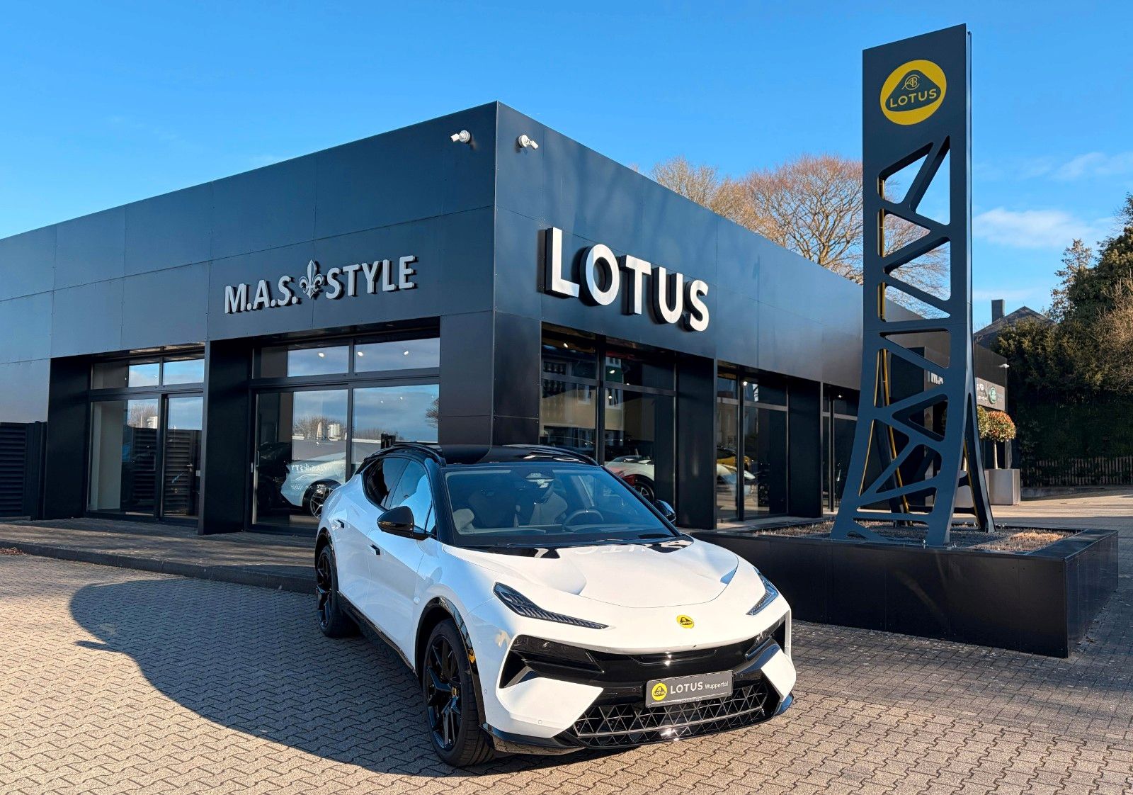 Fahrzeugabbildung Lotus Eletre 600 Business Lotus Wuppertal AHK