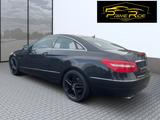 Mercedes-Benz E 200 E -Klasse Coupe E 200 CGI BlueEfficiency - Mercedes-Benz E 200: Coupe, Cgi