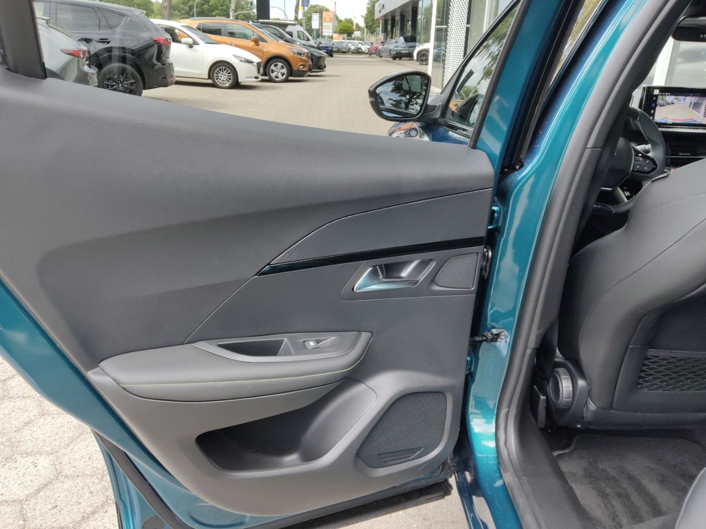 Peugeot 2008 - Bild 20