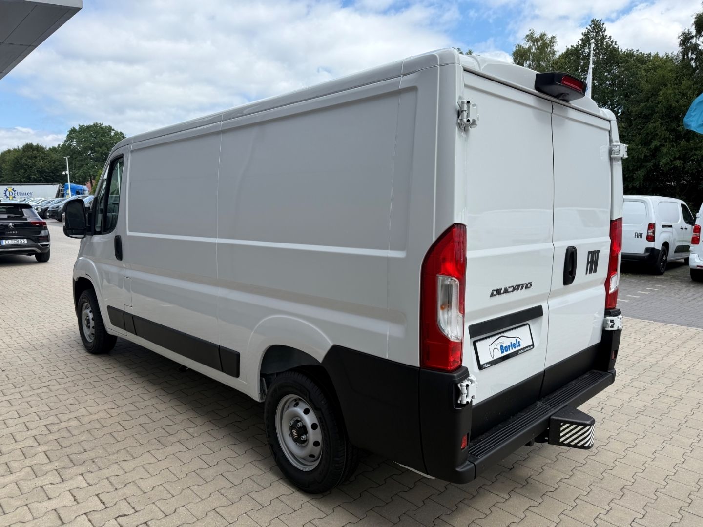Fahrzeugabbildung Fiat Ducato Kastenwagen L2H1 Multijet 33 L2 H1 Kawa