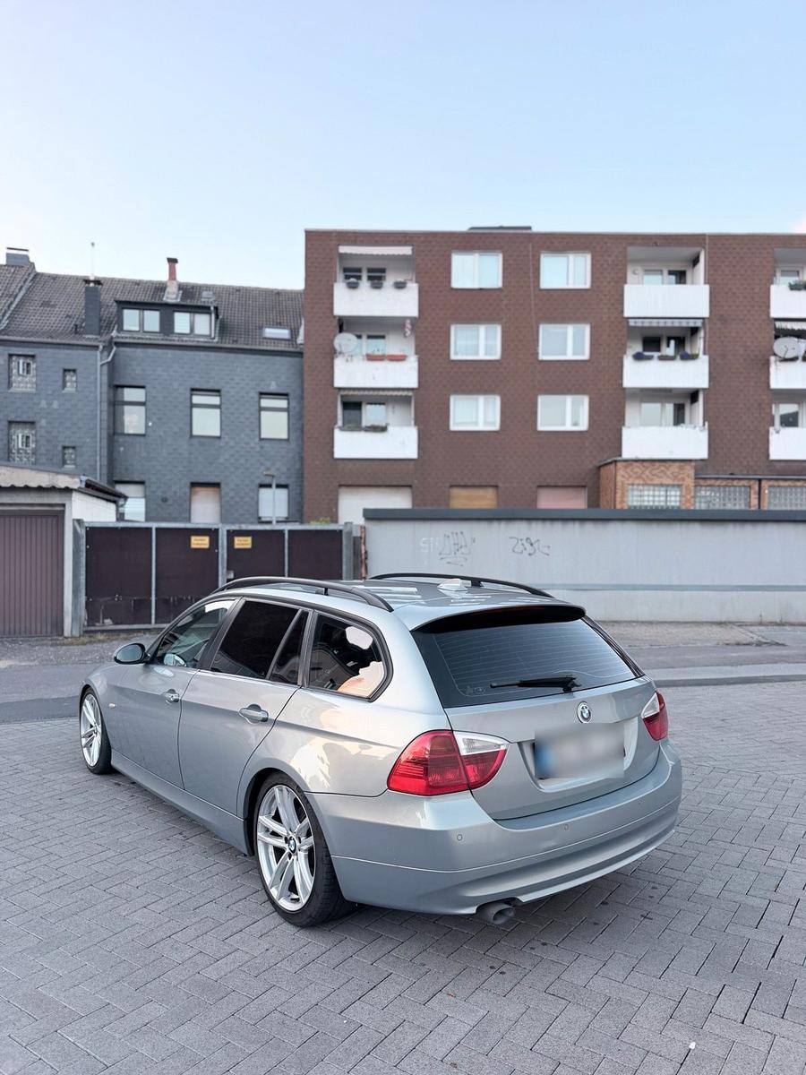 BMW 320 2007 — photo 6