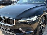 Volvo V60 T6 AWD Inscription PANO HUD ACC 19" 360° h/k - Volvo: Awd
