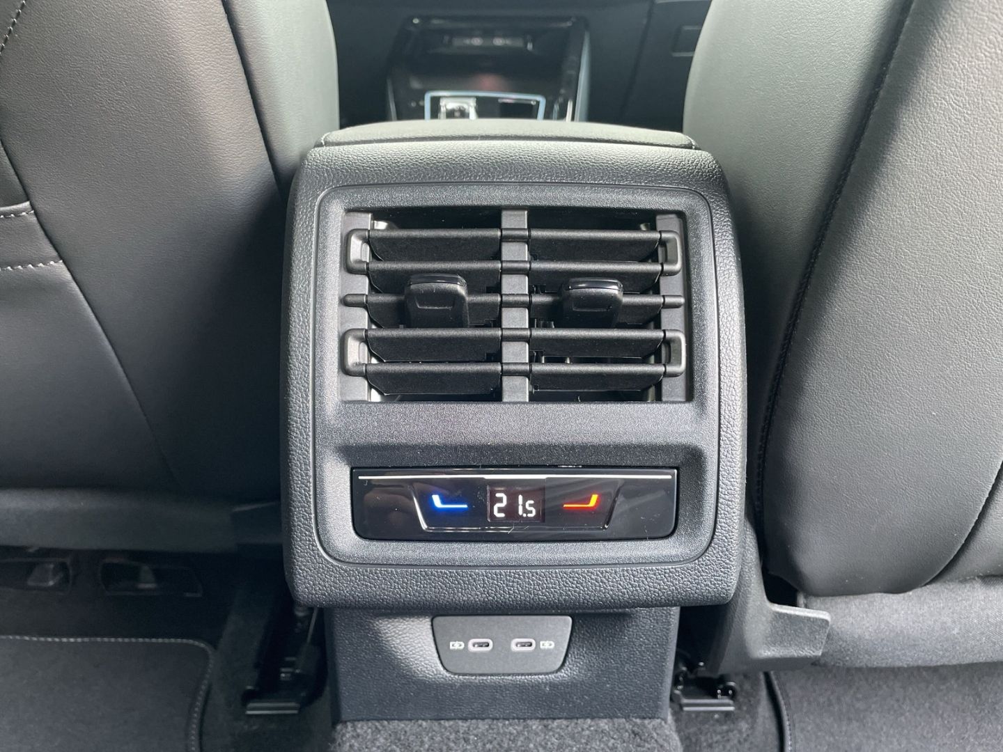 Golf Variant VIII 2.0 TDI DSG R-Line AHK/HUD/H&K