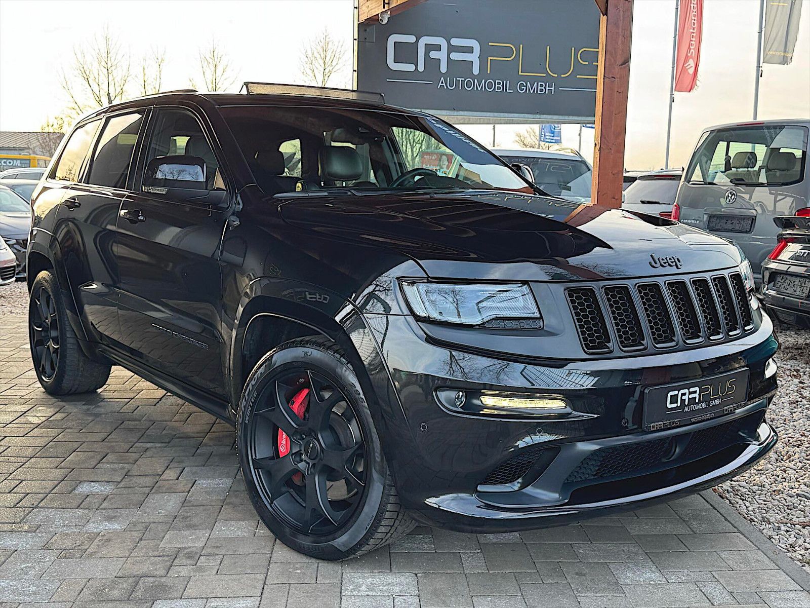 Fahrzeugabbildung Jeep Grand Cherokee 6.4 V8 HEMI SRT *Unfallfrei*Pano*