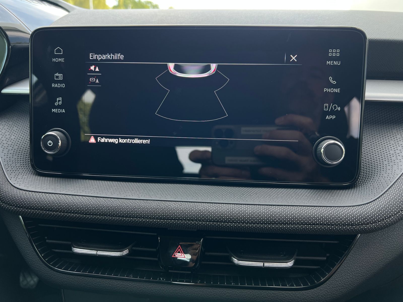 Fahrzeugabbildung SKODA Fabia  Selection 1.0 MPI *Climatronic, LED, Einp