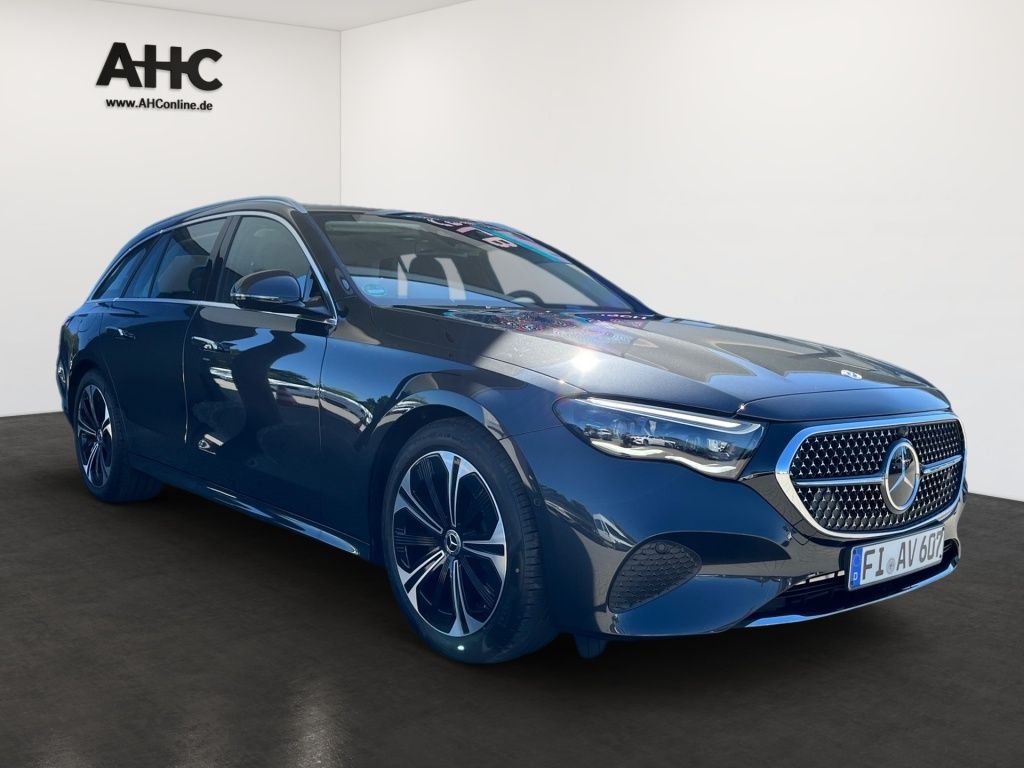 Fahrzeugabbildung Mercedes-Benz E 200 4MATIC T-Modell 360 ACC AHK AUT DynLicht