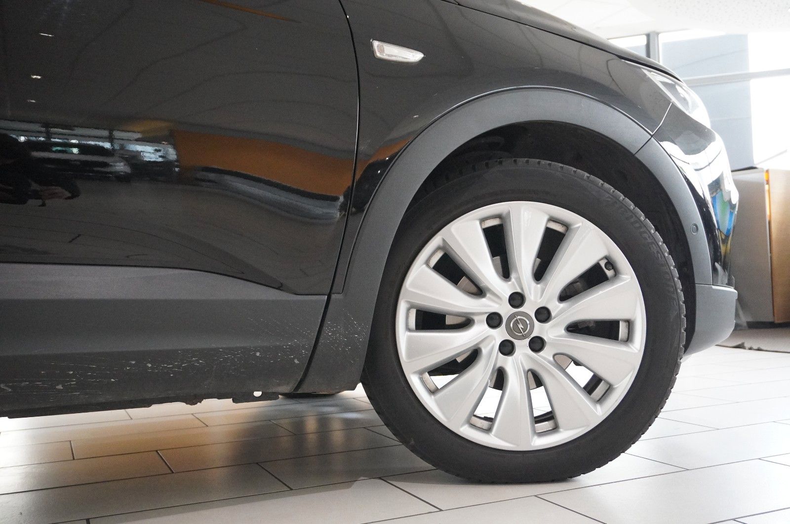 Fahrzeugabbildung Opel Grandland (X) 1.5D BUSINESS NAVI/LED/KAMERA/DAB+