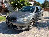 Skoda Octavia 2.0 TFSI DSG RS Combi RS (Motor 130000km - Skoda Octavia aus 2011: RS