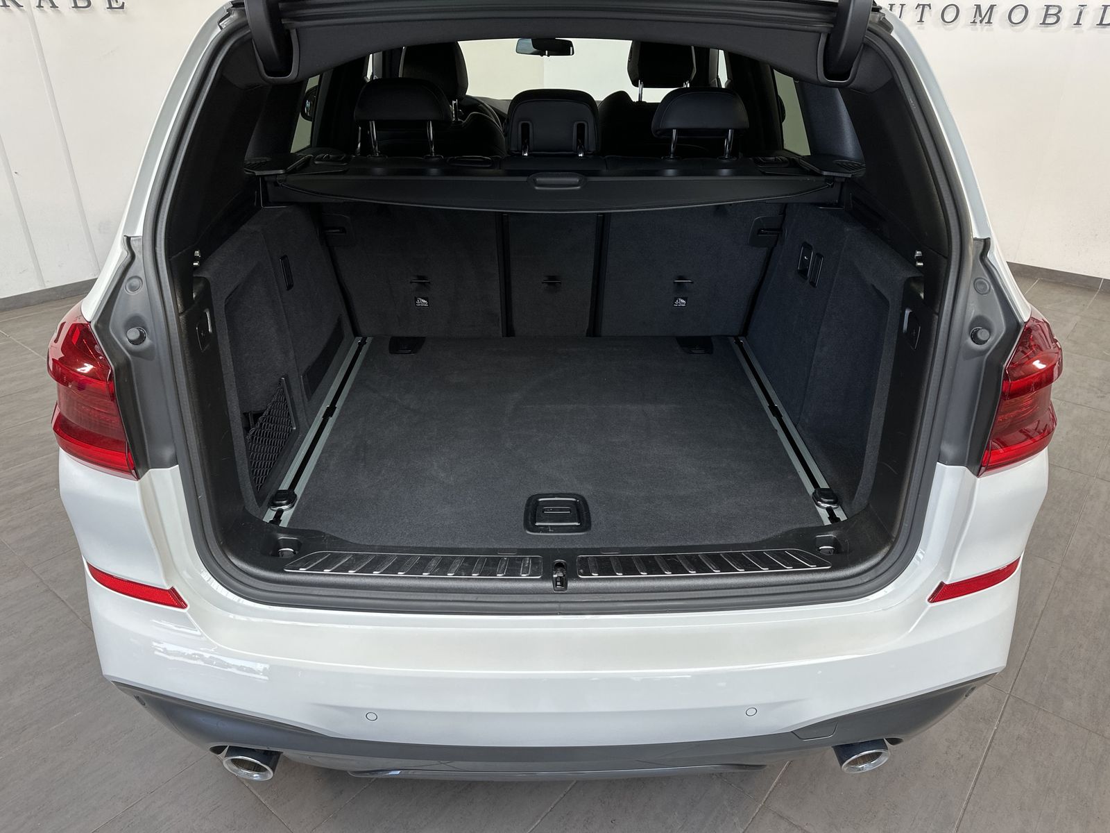 Fahrzeugabbildung BMW X3 xDrive20d M-Sport NAV+LED+HEAD-UP+KAMERA+19ZO