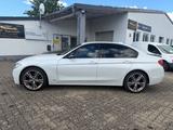 BMW 320 i xDrive/M-PAKET - BMW 320 mit Benzin-Antrieb: Limousine, Automatik