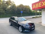Volkswagen Passat Variant 2.0 TDI SCR DSG BMT 4MOT Highline - Volkswagen Passat: TDI Highline