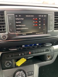 Bild 26 Opel Zafira Life Innovation M 7 Sitze