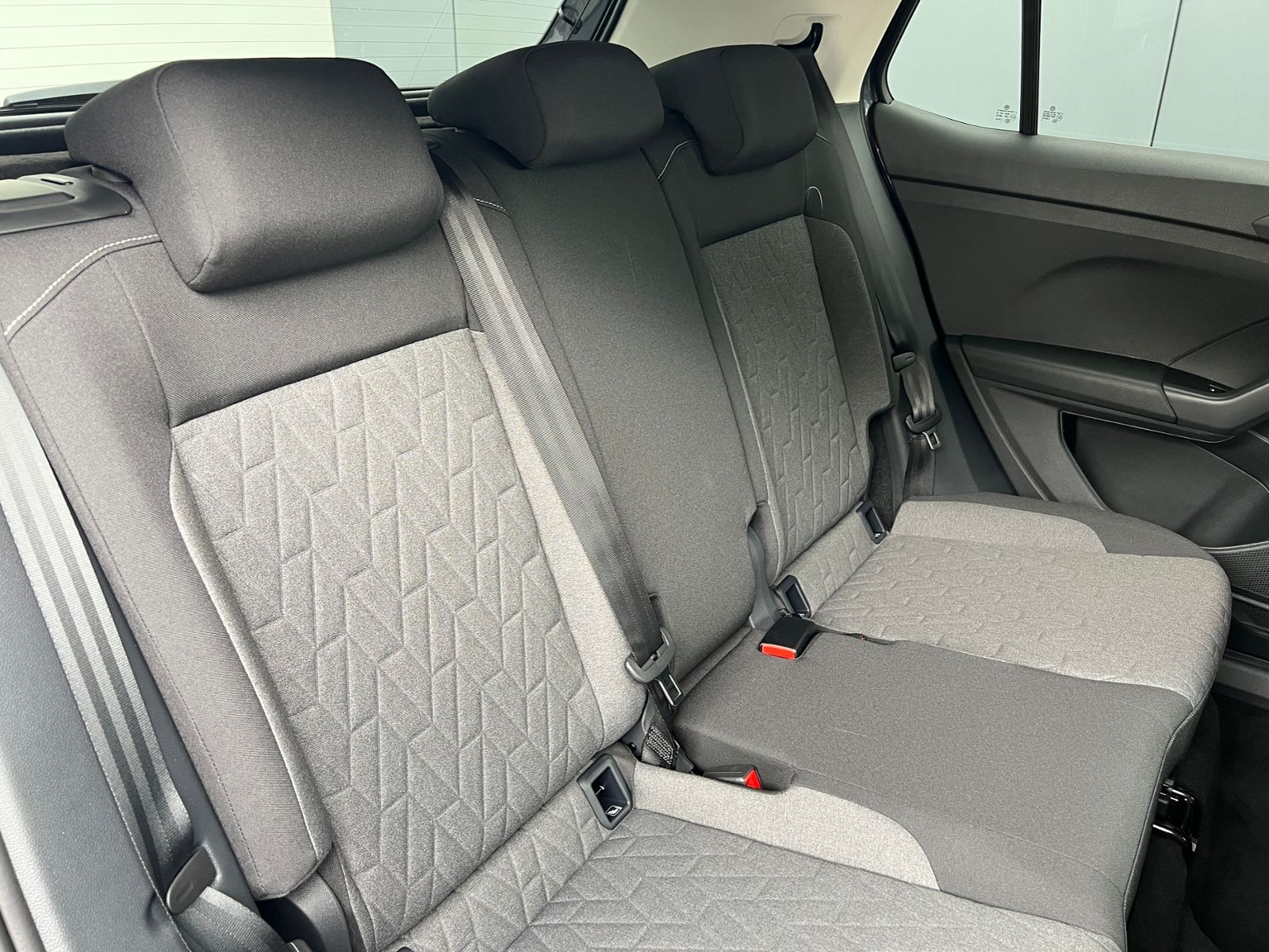 Fahrzeugabbildung Volkswagen T-Cross Life 1.5 TSI DSG *IQ.Light, Kamera, 17'-
