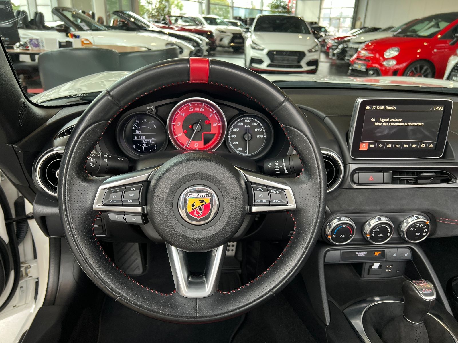 Fahrzeugabbildung Abarth 124 Spider Turbo Turismo LED LEDER