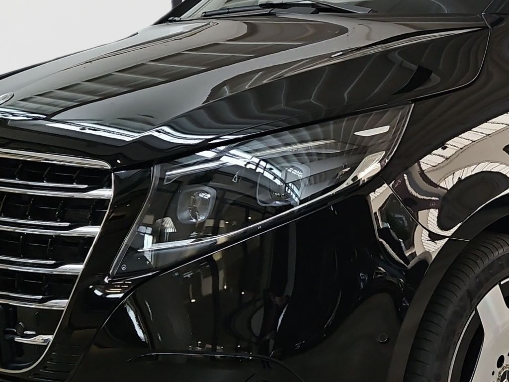 Fahrzeugabbildung Mercedes-Benz V 300 EXCLUSIVE lang 4x4 7 Sitze 2,5t AHK Standh