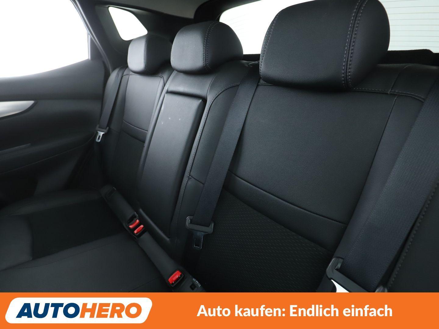 Nissan Qashqai 1.3 DIG-T Acenta Aut.*NAVI*TEMPO*CAM*PDC