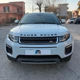 Land Rover Range Evoque 2.0 TD4 180 CV 5p. Pure - Land Rover Range Rover Evoque Geländewagen Td4 pure mit Diesel-Antrieb