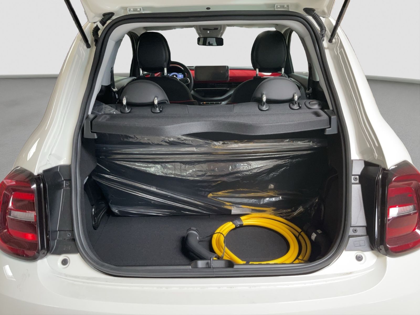 Fahrzeugabbildung Fiat 500e