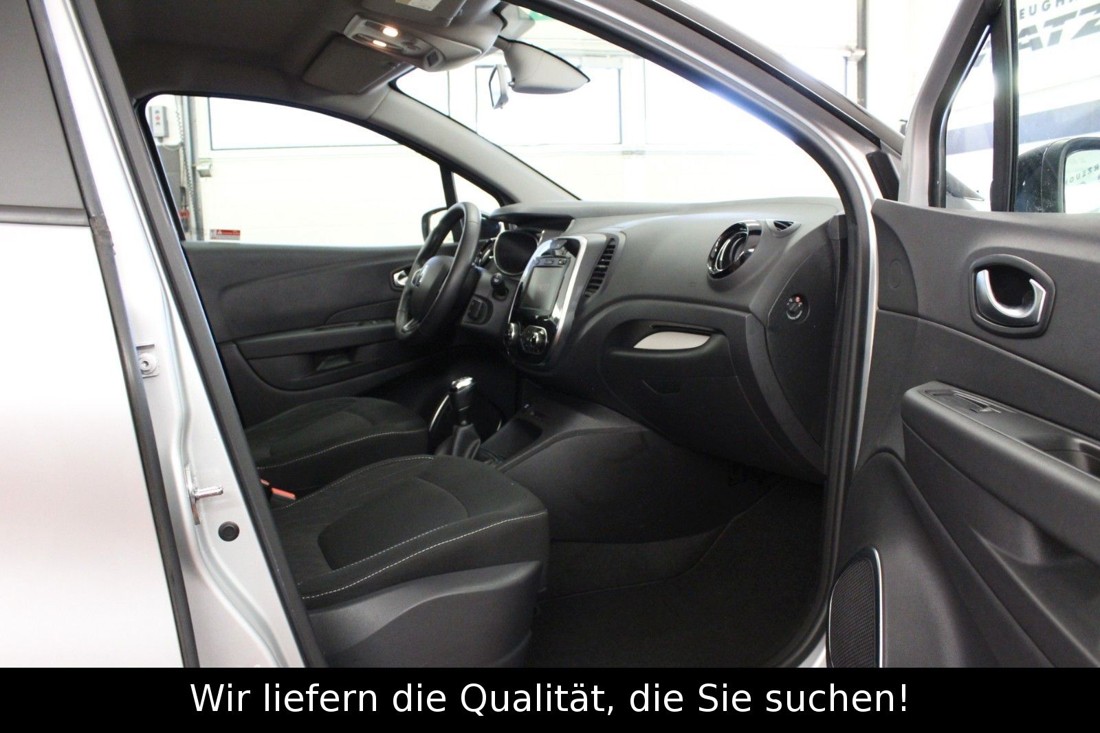 Fahrzeugabbildung Renault Captur TCe 90 Limited*Navi*PDC*Tempopilot*