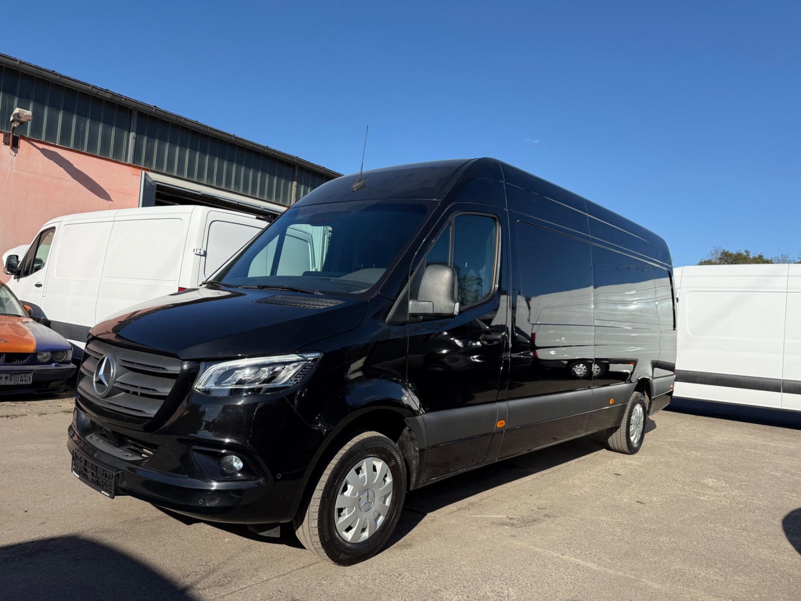 Mercedes-Benz Sprinter 319 Maxi/L3H2/V6/LED/STHZ/Distr/AHK3,5t