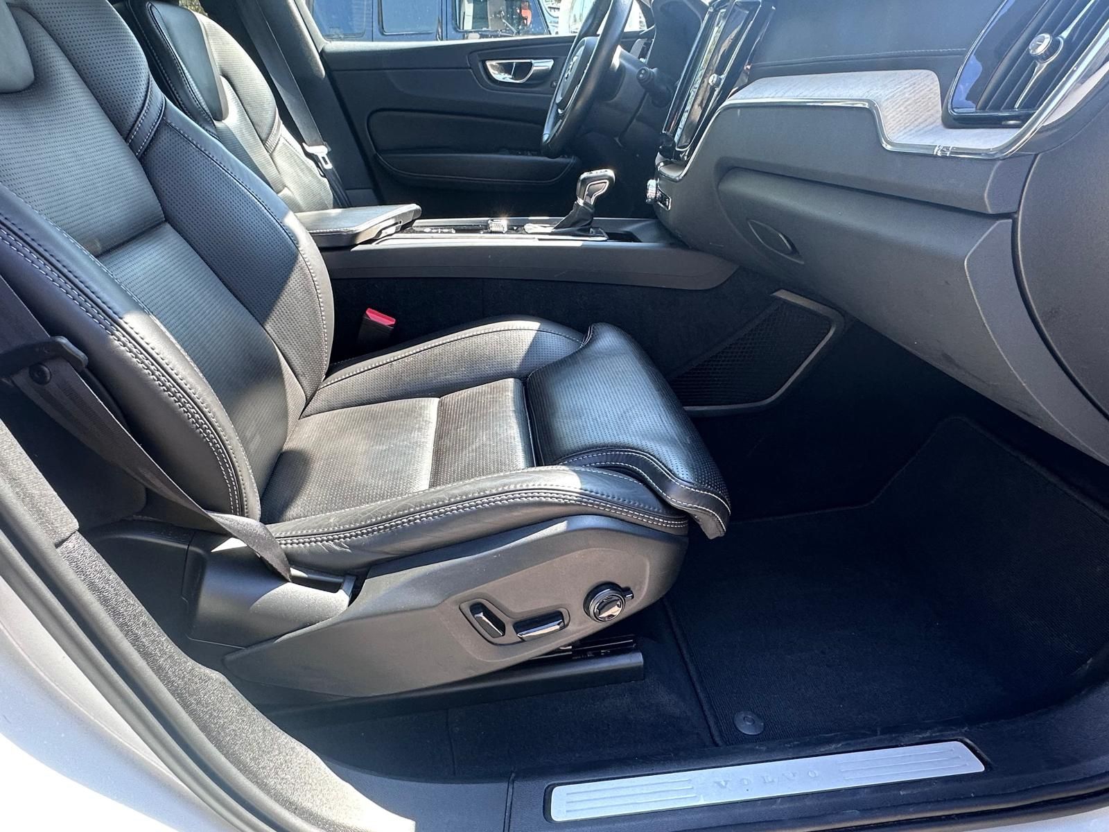 Volvo XC60 Inscription 2WD*Kamera*AHK*Pro Paket* foto 16