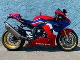 Honda CBR 1000 RR SP MIT ÖHLINS & AKRAPOVIC 1.HAND - HONDA CBR 1000 RR SP
