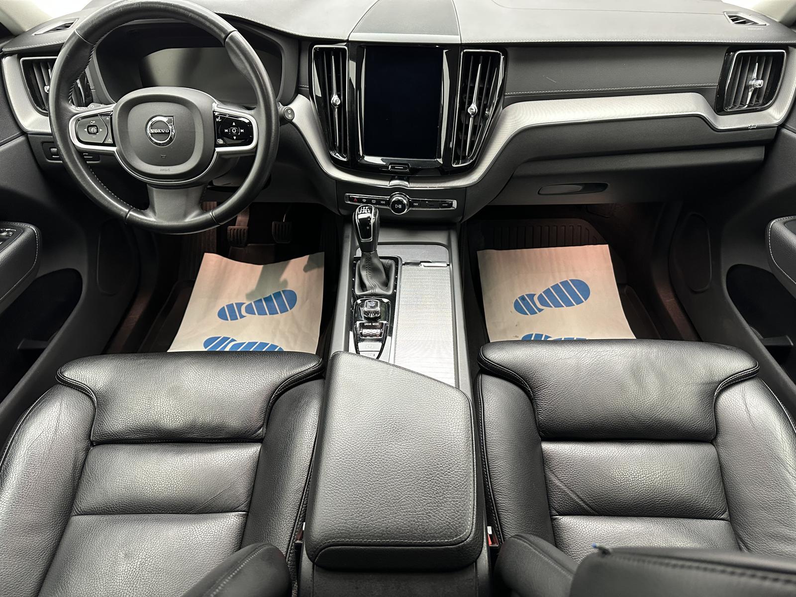 Volvo XC60 Inscription 2WD "1 HAND-NAVI-LEDER-SITZH"