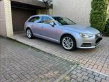 Audi A4 2.0 TDI S tronic sport Avant / Business Paket - Audi A4: Business Paket