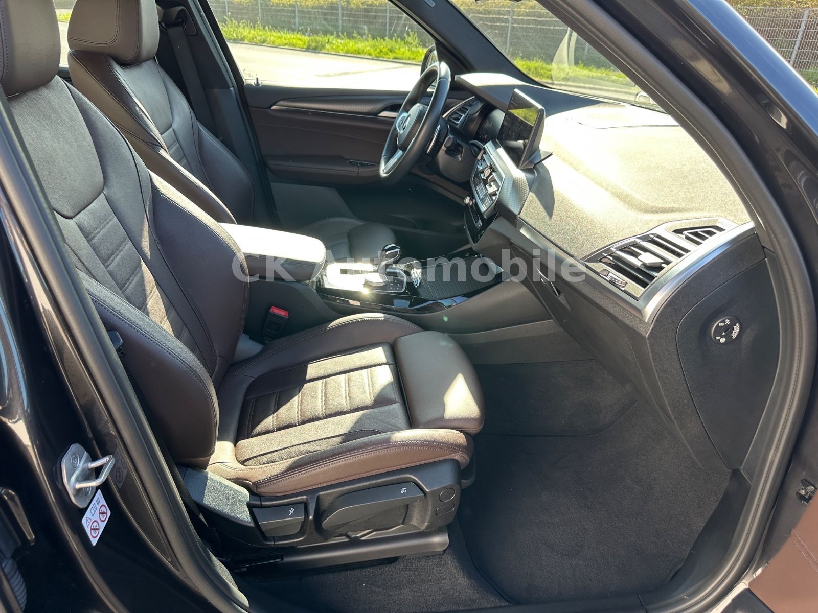 Fahrzeugabbildung BMW X3 xDrive30e M-Sport/Navi/Laser/Head-Up/Kamera