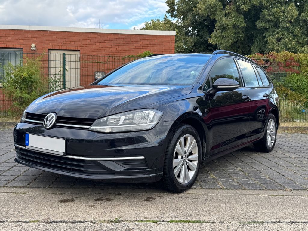 Image of Volkswagen Golf