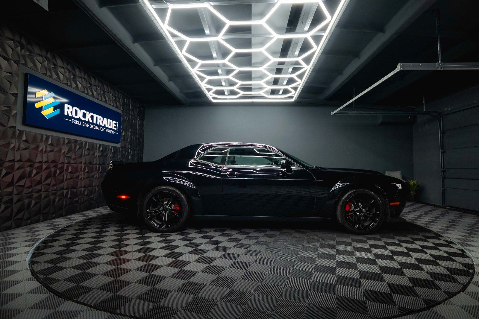 Fahrzeugabbildung Dodge Challenger 5.7 V8 R/T SRT WIDE BODY *LED*19%*