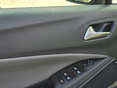 Fahrzeugabbildung Crossland INNOVATION 1.2 Turbo MOTORSCHADEN