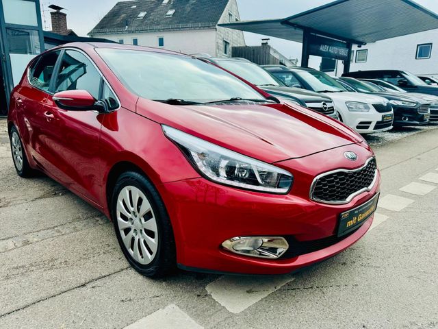 Kia cee'd / Ceed 1.4 CVVT Dream-Team Euro5 PDC