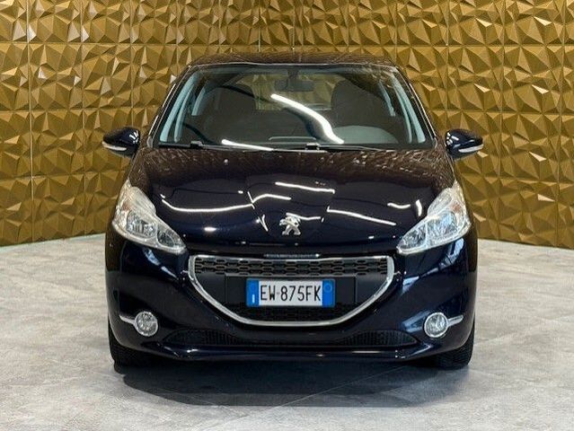 Peugeot 208 1.4 HDi 68 CV 5 porte Allure